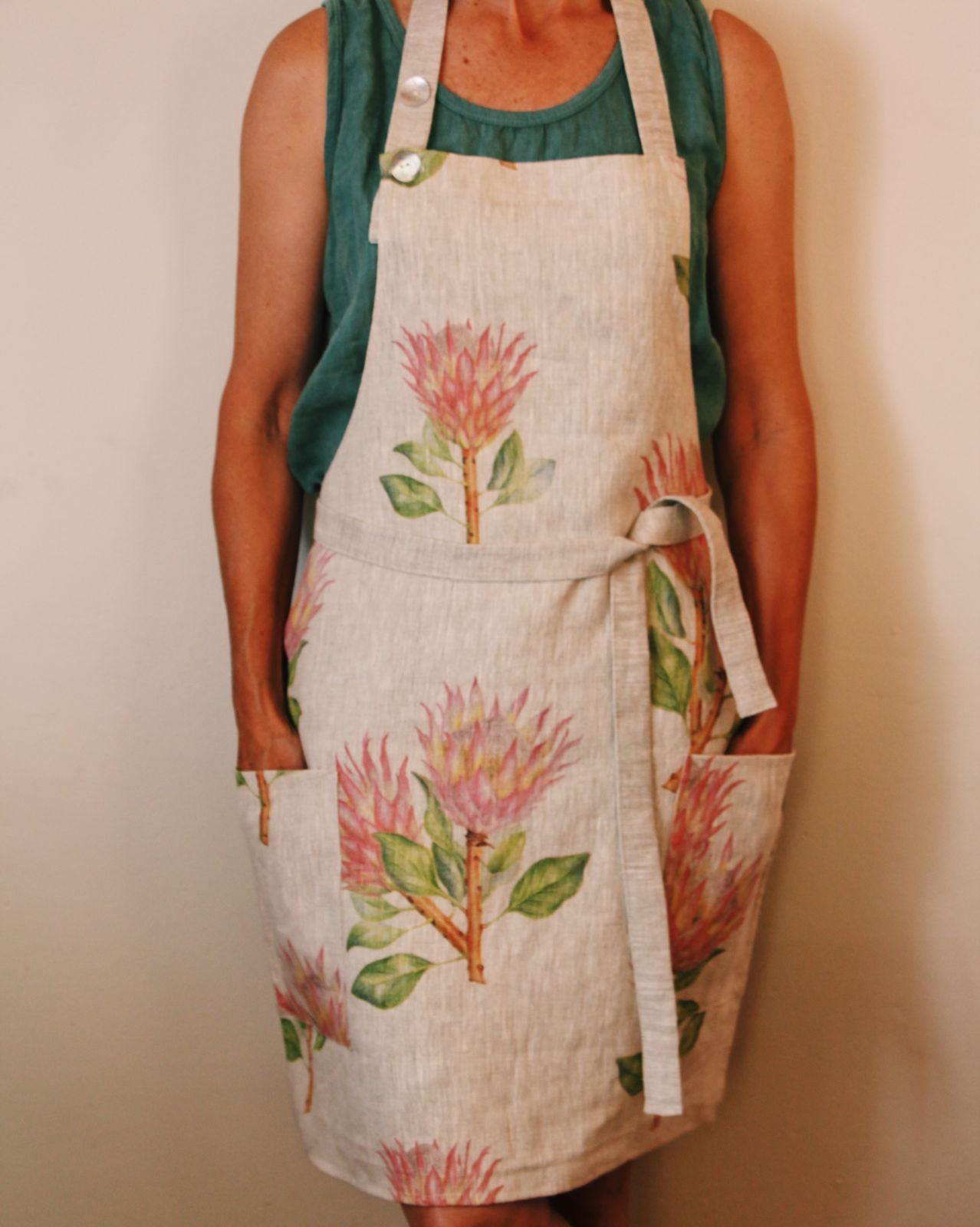 King Protea Apron