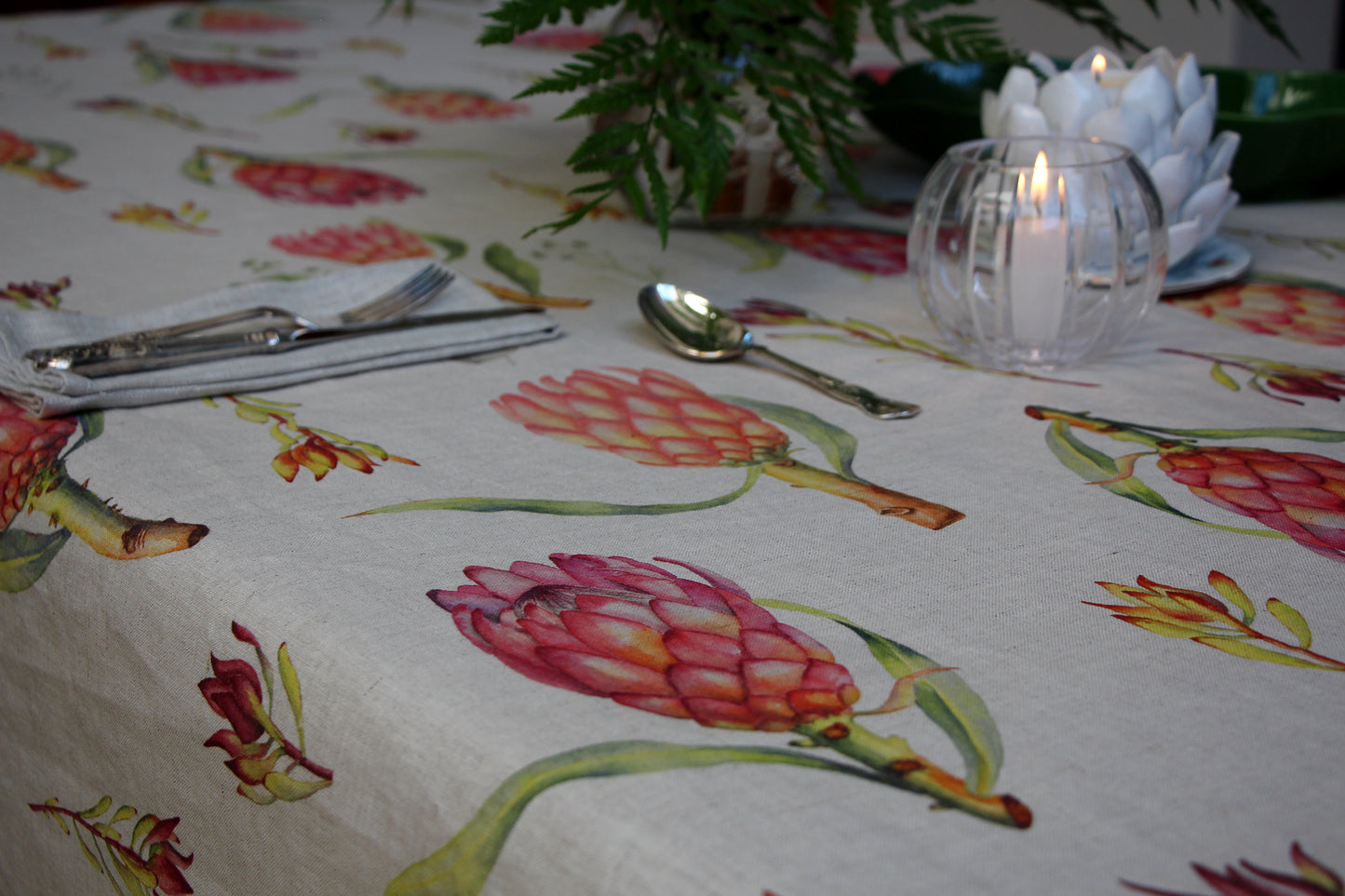 Protea and fynbos Table Cloth